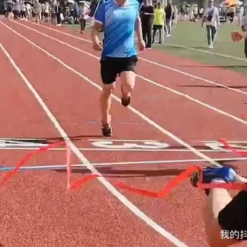 100米短跑