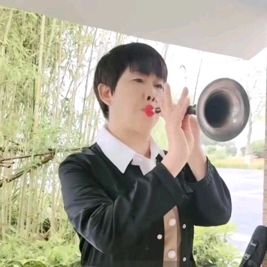 小喇叭家里人 群聊头像