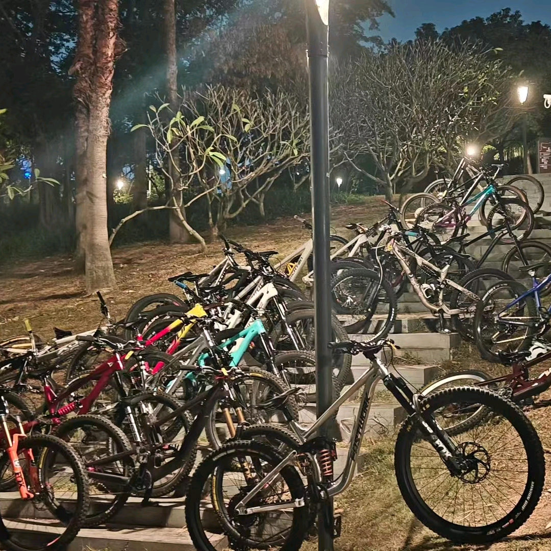 深圳山地车友群 群聊头像