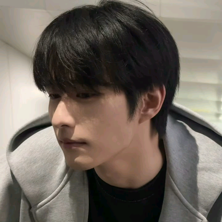 小～～蜗～～牛～～ 群聊头像